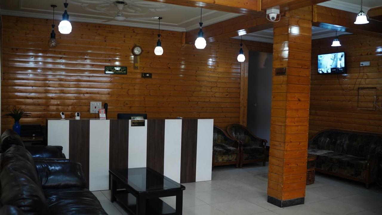 World Residences Srīnagar Buitenkant foto